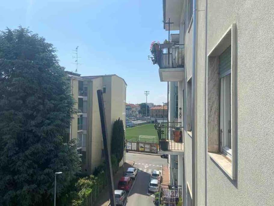 La Casa Di Alice Lägenhet Vercelli Exteriör bild